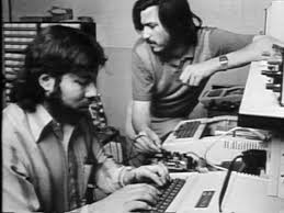 Steve Jobs A Designer At Heart In 2020 Steve Jobs Steve Wozniak Steve Jobs Steve Jobs Photo