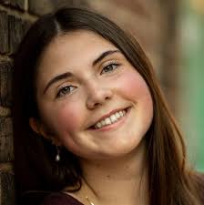 🎓 Senior Feature 🎓 A thousand little steps have led to one big  accomplishment. Congratulations to our Class of 2025 Seniors! 💙 Samantha  Miller 💙 Rowan Schmidt 💙 Dawson Roseman 💙 Danica