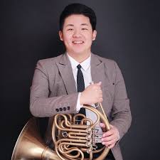 圓號（法語： cor d'harmonie ，英語： horn ），或稱法國號（英語： french horn ），是一種中音銅管樂器。法國號是音域最廣的管樂器之一。 法國號的吹管細而長，彎曲構成圓形的軀幹，尾部則擴大成漏斗狀的喇叭口。 Zeng Yun Medici Tv