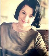 Barbara Pearson's Instagram, Twitter & Facebook