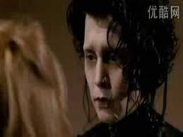 Included are some rare behind the scenes photos i acquired from the last remaining owner of one of the houses used i. The 6 Most Iconic Moments Of Edward Scissorhands