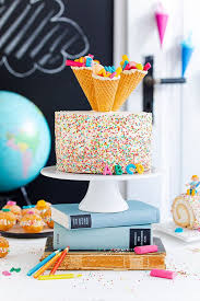 Konfetti Einschulungstorte Leicht Gemacht Kuchen Einschulung Einschulungstorte Einschulungskuchen