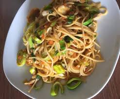 Variante Von Gebratenen Nudeln Rezept Gebratene Nudeln Rezept Rezepte Gebratene Nudeln