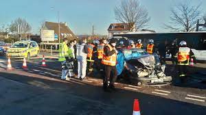 Check spelling or type a new query. Accident De La Route A Saint Etienne Du Rouvray Une Personne Incarceree Dans Son Vehicule