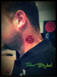 Tatouage Dans Le Coup Tim Ibanez