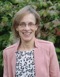 Deanne Benson's Instagram, Twitter & Facebook