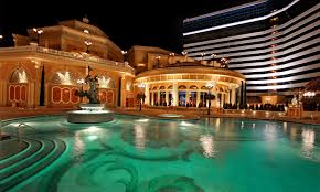 Resort Gallery Peppermill Resort Hotel Reno Nv 866 821 9996 Reno Hotels Resort Hotels And Resorts