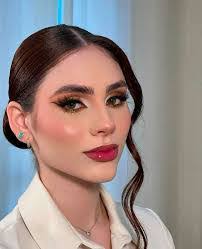 Esther Gamboa's Instagram, Twitter & Facebook