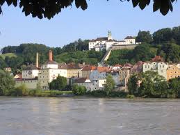 Passau est une ville du land de bavière en allemagne. Innstadt Wikipedia