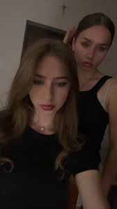 Alicja and Her Sister