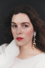 Hi! Do you represent curvy models? Would love to be considered! I'm based  in Amsterdam but available worldwide.