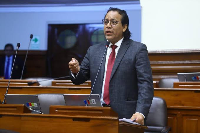 Congresista Roberto Sánchez exhorta al ministro de la Producción a publicar el Reglamento de la Ley de Pesca Artesanal y Ancestral - Comunicaciones » Comunicaciones