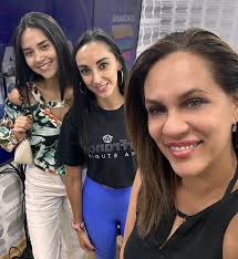 Juntos con Meche Castro