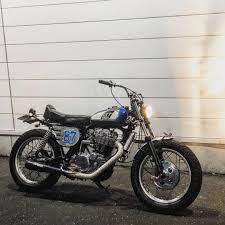 夜はもう寒いな sr sr400 sr500 yamaha motorcycle vmx bobber chopper bratstyle custom kustomstyle bikelife scramble スクランブラー カスタムバイク バイク 写真