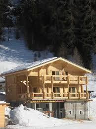 Quanto costa una casa in legno? Case In Legno In Tronchi Rotondi In Legno Massiccio Diametro Fino A 25 Cm