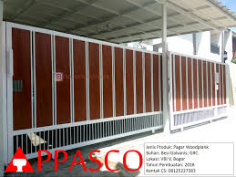 Pagar Woodplank Putih Minimalis Besi Galvanis Warna Putih Coklat Di Villa Bogor Indah Jual Kanopi Tralis Rumah Impian Modern Klasik