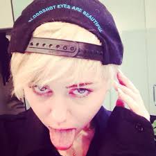 Mate and Mary Jane take care of Lila!