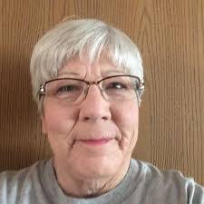 Donna Lambrecht's Instagram, Twitter & Facebook