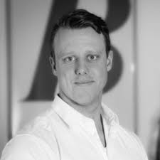 For et år siden vidste jeg seriøst næsten ingenting om Facebook…