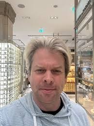 Harry Munson's Instagram, Twitter & Facebook