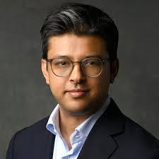 Sean Ho's Instagram, Twitter & Facebook