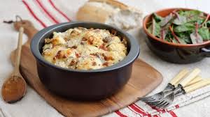 Perfect Cauliflower Cheese With Bacon Recipe Recipe Cauliflower Cheese Bbc Food Recipes