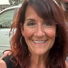 Ashlee Carmichael's Instagram, Twitter & Facebook