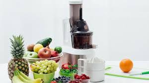 I centrifugati di frutta e verdura sono sani, gustosi, rapidi da preparare e ricchi di vitamine e sali minerali. Le 10 Migliori Centrifughe 2021 Per Frutta Verdura E Succhi