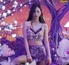 — 아에스파 봇 카리나 karina (유지민) @aespa_offical #blackmamba is out. Aespa Karina Diet Plan And Workout Routine Health Yogi