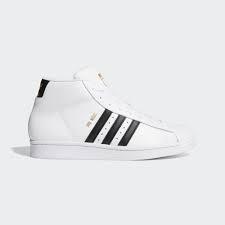 The classic leather upper, rubber outsole and low profile make these shoes instantly recognizable as adidas classics. Ranking The Best Adidas Sneakers For Men In 2021 That Aren T Yeezys Spy