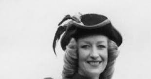 Panto star loses brave battle with cancer