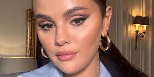 Selena Gomez Just Jumped