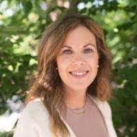 Lindsey Luce's Instagram, Twitter & Facebook