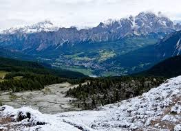 Daily connections from the main cities of northern italy to the most beautiful places in the dolomites. Hiking Around Cortina D Ampezzo Dolomites Italy