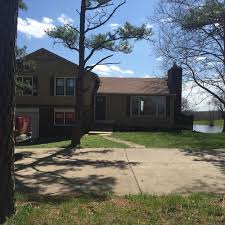 In hotter climates, light tin roof colors reflect more heat, reducing your energy bills. Help Choosing Metal Roof Color