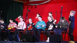 Keadue National School talent show brings the crowd to its feet in  Burtonport