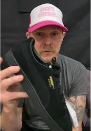 cbaxkicks (@cbaxkicks)