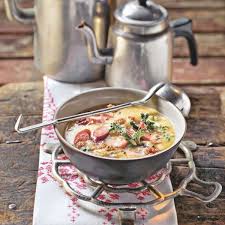 Recette De Soupe Pommes De Terre Au Lard Saucisse Morteau Recettes De Cuisine Cuisson Des Aliments Nourriture