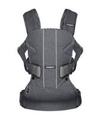 Der babybjörn ist auch nicht wirklich geeignet ( auch wenn sie ja jetzt einen besseren haben sollen.ich würde tortzdem niemal einen benutzen). Babybjorn One Air Im Test 2021 Trageberaterin Testet