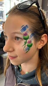 First attempt at a seahorse today at a very busy party! Wish I could of  spent more time