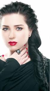 من الأجمل بالمكياج بين الممثلات المصريات Arab Beauty Arab Celebrities Egyptian Actress