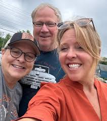 Visiting Maine from Texas and stopped by the store and bumped into Ashley ! 