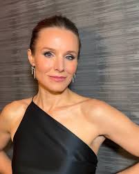 Campbell & Campbell Salon‎