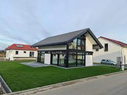 Das haus steht in schwarzenbach an der saale in zentraler wohnlage.schwarzenbach an der saale ist eine stadt im oberfränkischen landkreis hof. Haus Mietkauf Sachsen Hauser In Sachsen Mitula Immobilien