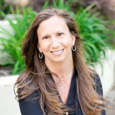 Joanna Evans's Instagram, Twitter & Facebook