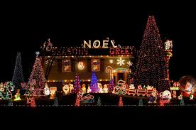 Codes promo, ventes flash, livraison offerte, trouvez le produit de vos rêves à prix réduit ! Decoration De Noel Pour De Beaux Espaces Exterieurs Design Feria