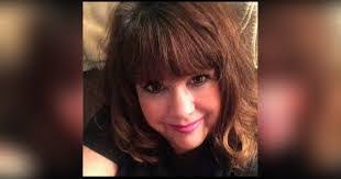 Erin Lapp's Instagram, Twitter & Facebook