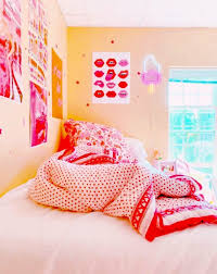 You need it to nail that classic style. Preppy Dorm Room In 2021 Preppy Dorm Room College Dorm Room Decor Preppy Room