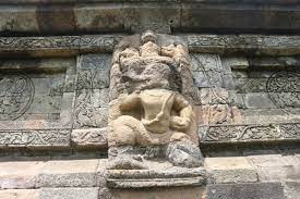 Peninggalan sejarahnya yakni candi kidal. Candi Kidal Jadi Inspirasi Lambang Garuda Terakota