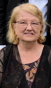 Sad news today, 145th MASH, Major Ruth Wilcox passed away at age 85. 😭 I  also worked with her at HCR ManorCare from 2008